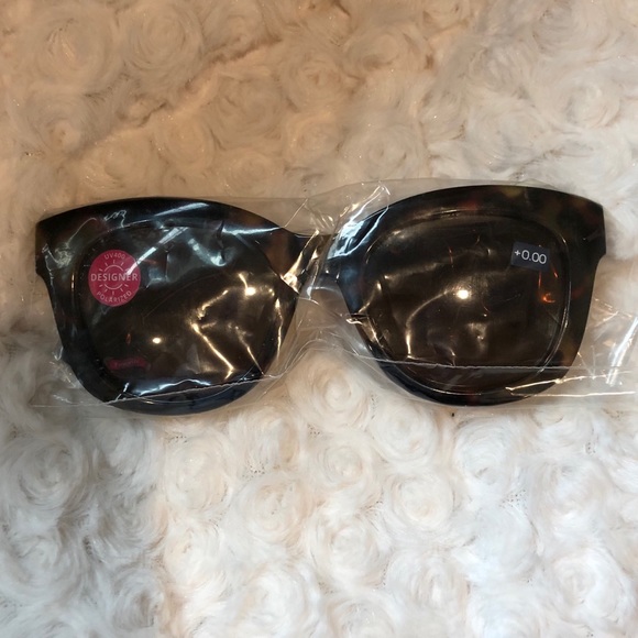Accessories - Peepers Sunglasses